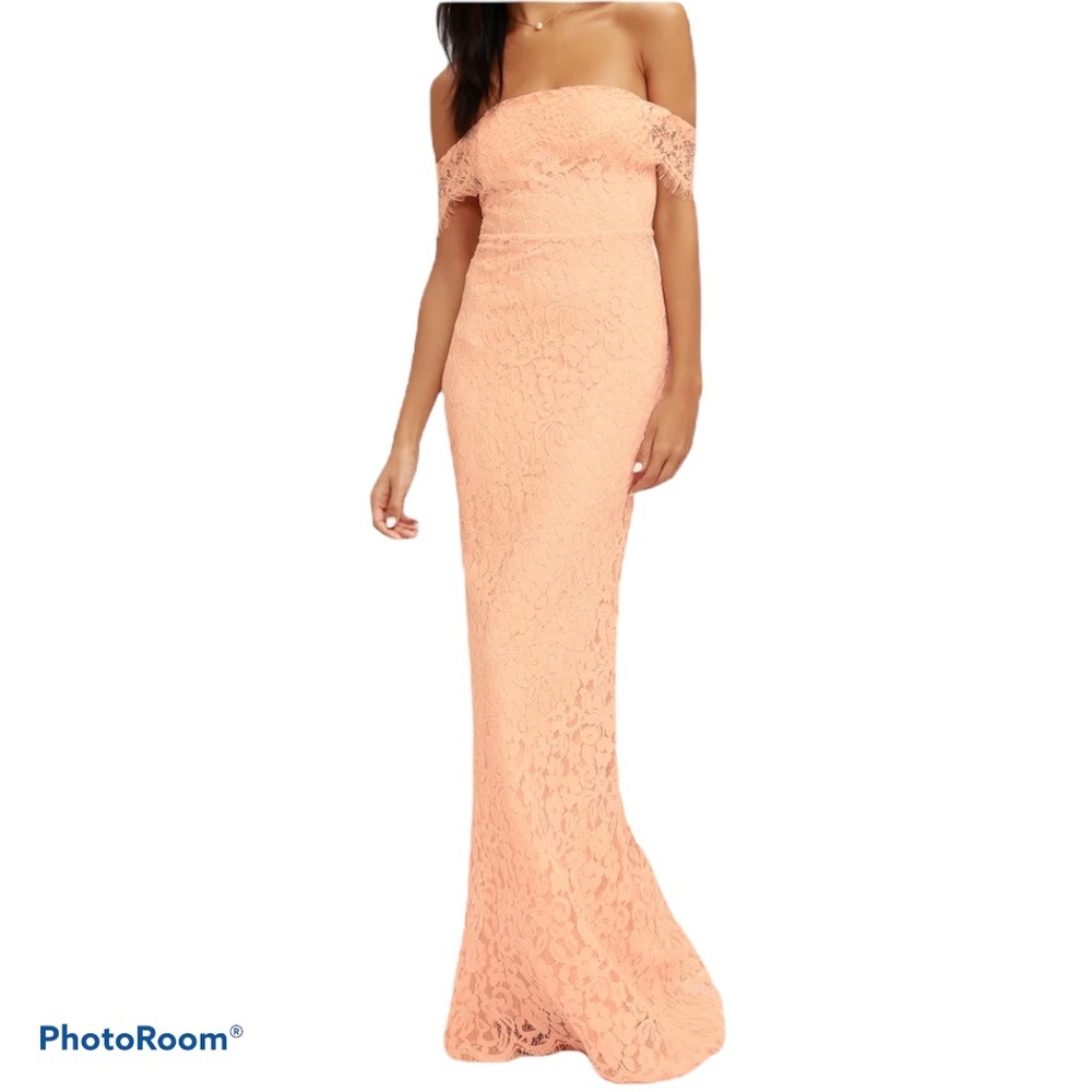 Lulu’s Romantic Heart Blush Pink Off the Shoulder Lace Maxi Dress Size Small